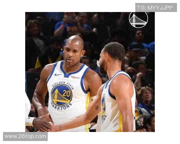 勇士与雷霆激战正酣1月19日精彩对决引发球迷热议