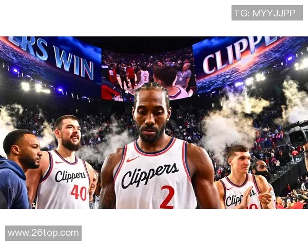 快船与勇士激战全场回顾精彩瞬间与关键时刻分析