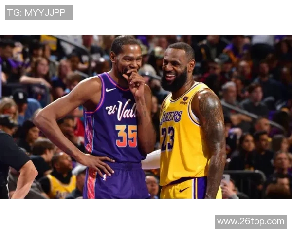 詹姆斯与杜兰特总决赛对决历史回顾与精彩瞬间分析