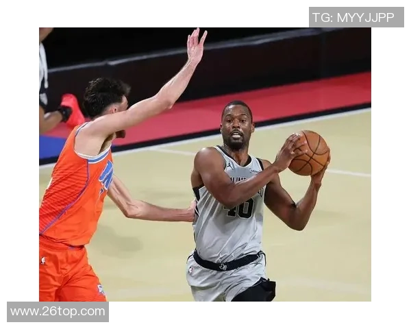 2012年NBA季后赛雷霆与马刺经典对决全场录像回顾与精彩瞬间分析